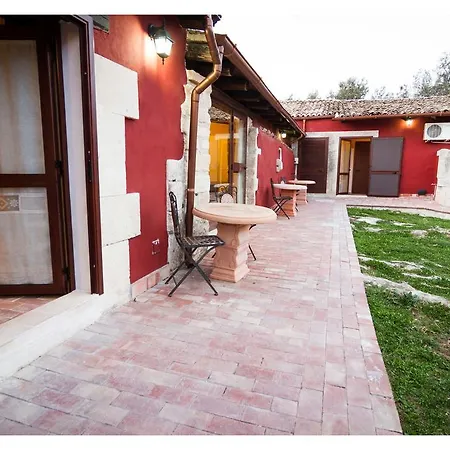 Agriturismo Agrimilo Farm stay Noto